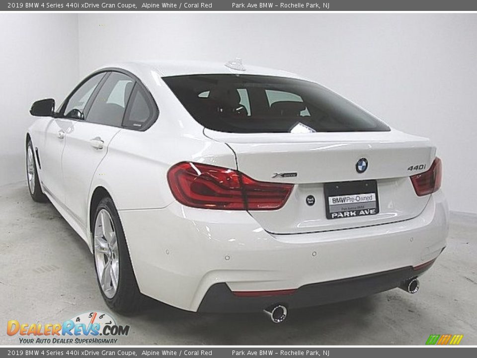 2019 BMW 4 Series 440i xDrive Gran Coupe Alpine White / Coral Red Photo #2
