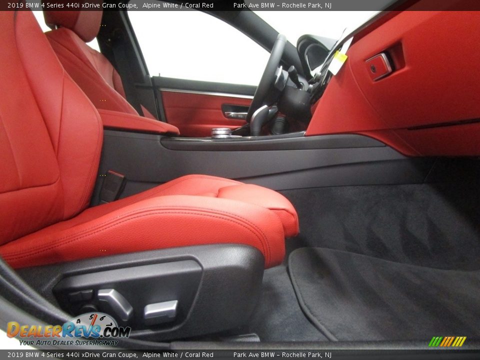 2019 BMW 4 Series 440i xDrive Gran Coupe Alpine White / Coral Red Photo #15