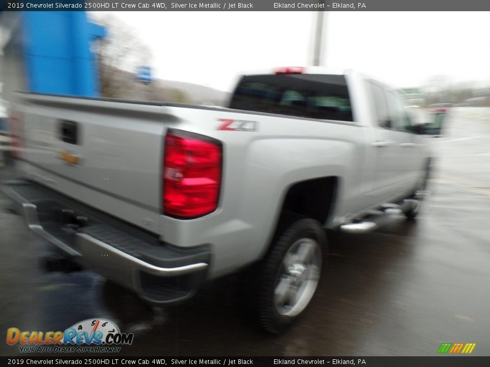 2019 Chevrolet Silverado 2500HD LT Crew Cab 4WD Silver Ice Metallic / Jet Black Photo #5
