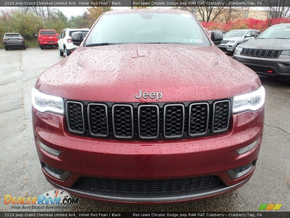 2019 Jeep Grand Cherokee Limited 4x4 Velvet Red Pearl / Black Photo #2