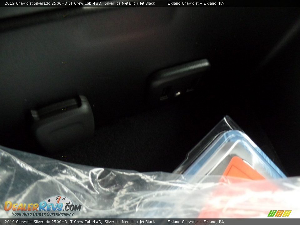 2019 Chevrolet Silverado 2500HD LT Crew Cab 4WD Silver Ice Metallic / Jet Black Photo #33