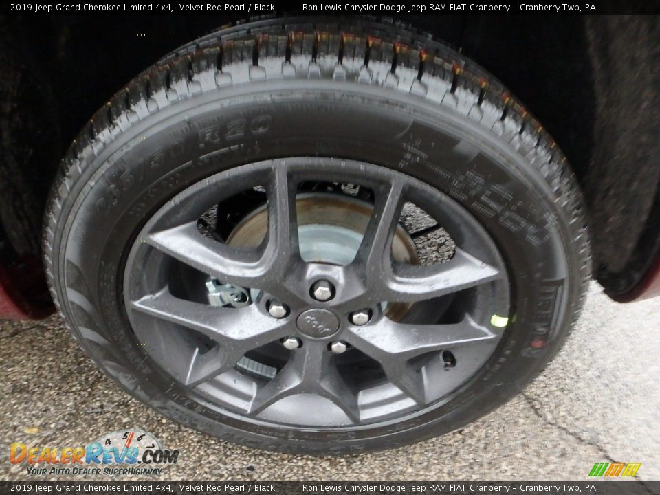 2019 Jeep Grand Cherokee Limited 4x4 Velvet Red Pearl / Black Photo #10