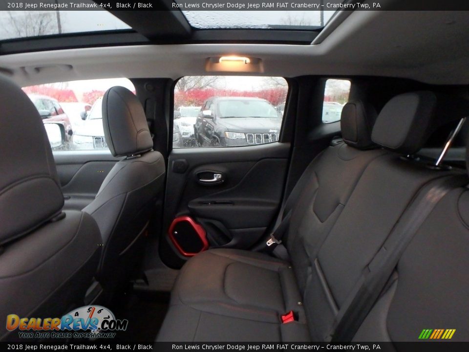 2018 Jeep Renegade Trailhawk 4x4 Black / Black Photo #12