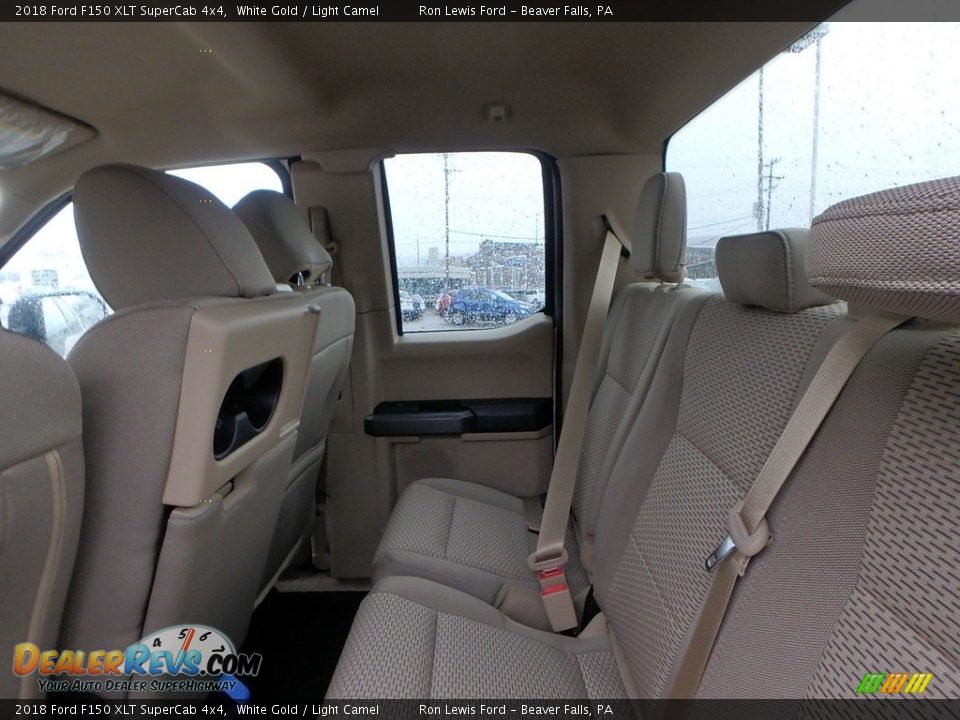 Rear Seat of 2018 Ford F150 XLT SuperCab 4x4 Photo #12
