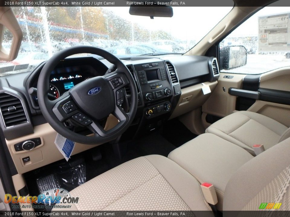 Light Camel Interior - 2018 Ford F150 XLT SuperCab 4x4 Photo #13