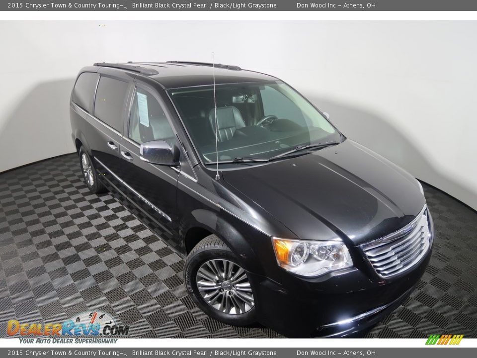 2015 Chrysler Town & Country Touring-L Brilliant Black Crystal Pearl / Black/Light Graystone Photo #2