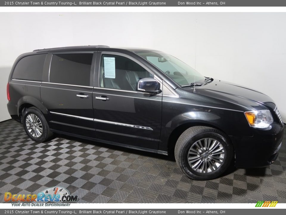 2015 Chrysler Town & Country Touring-L Brilliant Black Crystal Pearl / Black/Light Graystone Photo #6