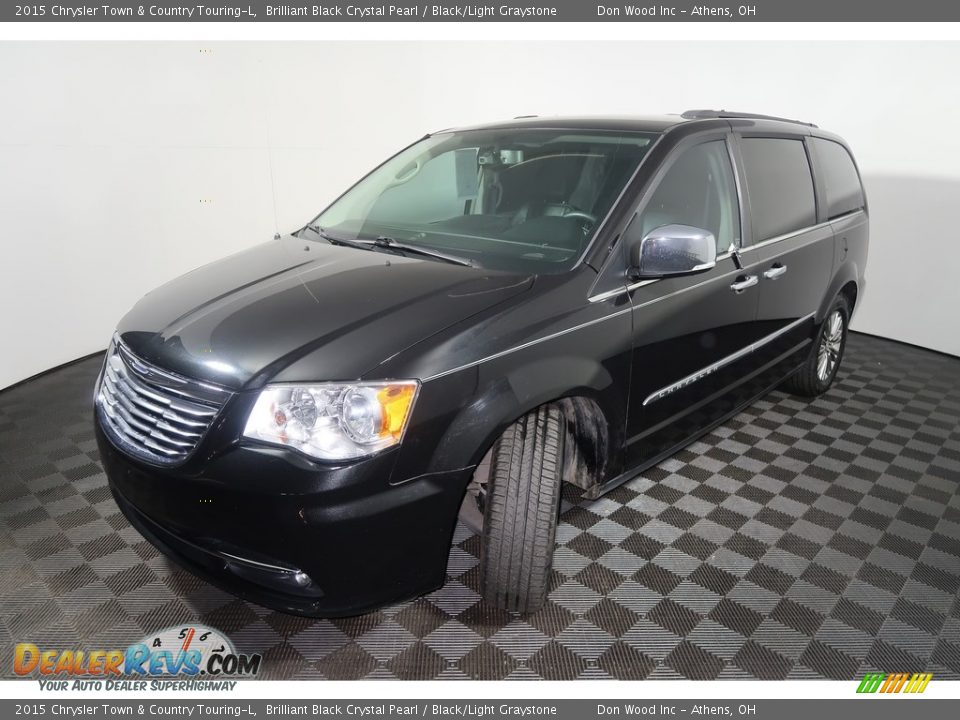 2015 Chrysler Town & Country Touring-L Brilliant Black Crystal Pearl / Black/Light Graystone Photo #9