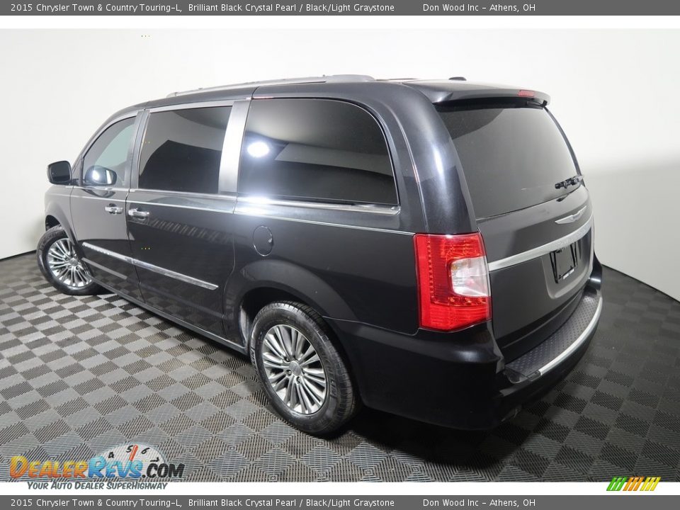 2015 Chrysler Town & Country Touring-L Brilliant Black Crystal Pearl / Black/Light Graystone Photo #12