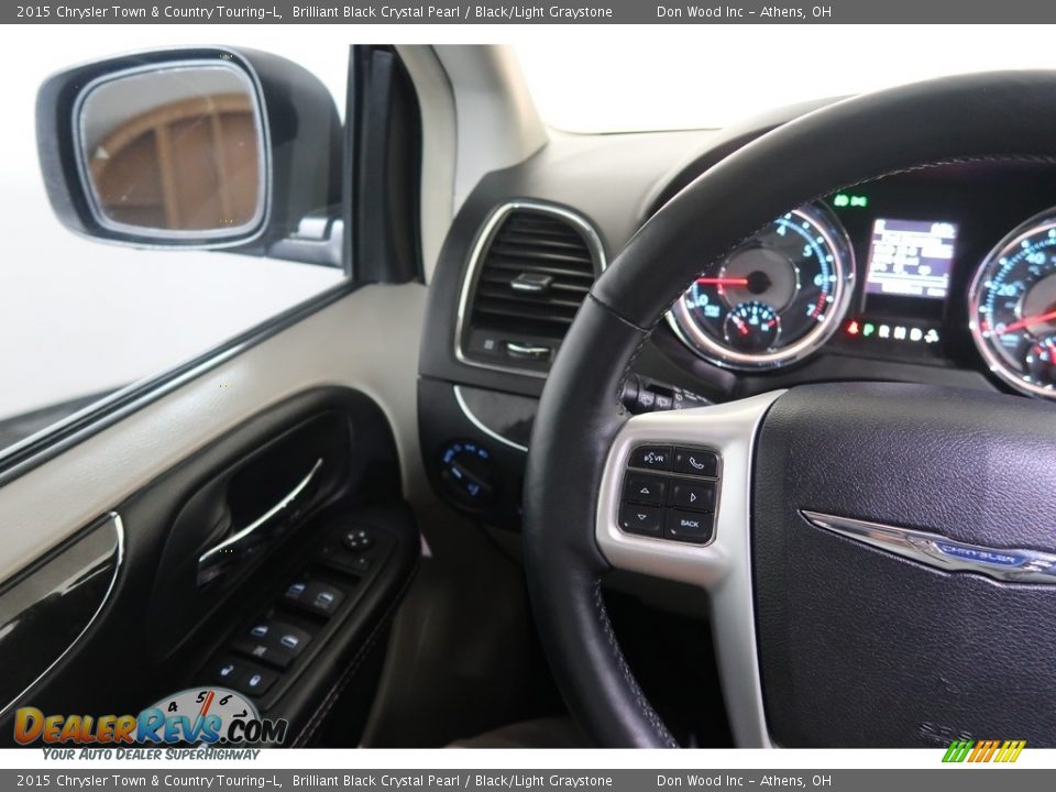 2015 Chrysler Town & Country Touring-L Brilliant Black Crystal Pearl / Black/Light Graystone Photo #21