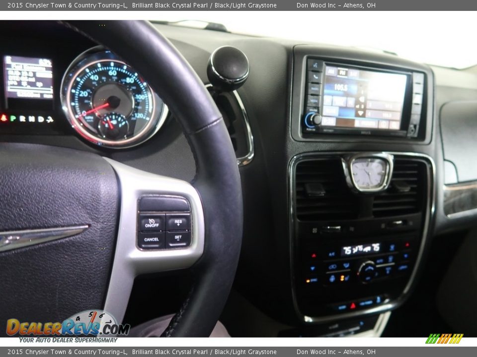 2015 Chrysler Town & Country Touring-L Brilliant Black Crystal Pearl / Black/Light Graystone Photo #23