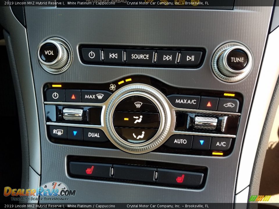 Controls of 2019 Lincoln MKZ Hybrid Reserve I Photo #13