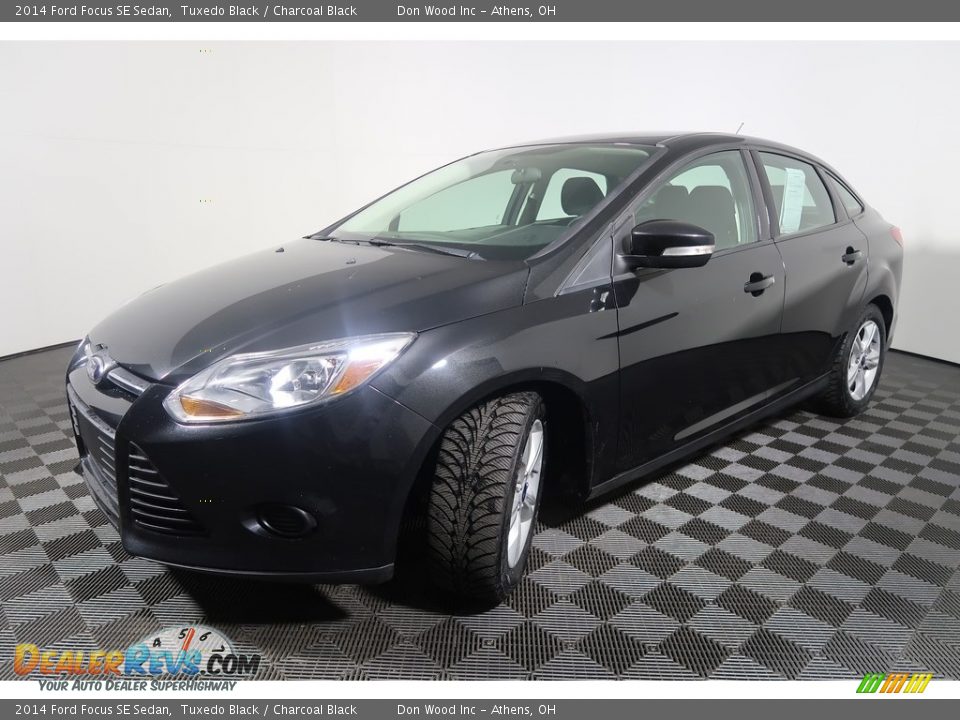 2014 Ford Focus SE Sedan Tuxedo Black / Charcoal Black Photo #6