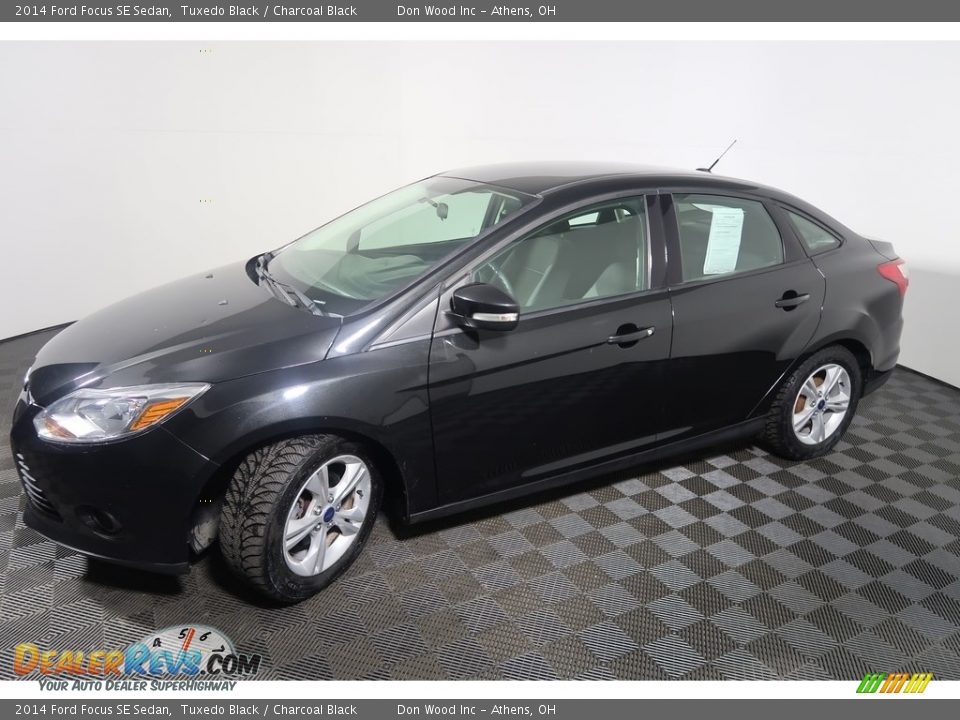 2014 Ford Focus SE Sedan Tuxedo Black / Charcoal Black Photo #7