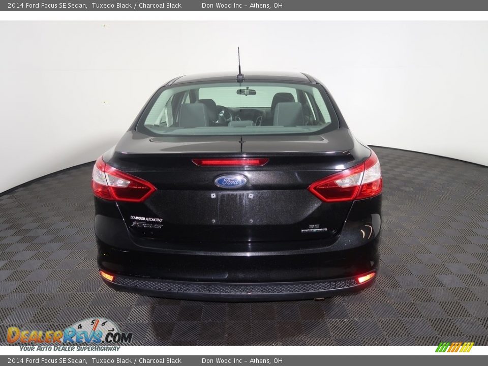 2014 Ford Focus SE Sedan Tuxedo Black / Charcoal Black Photo #10