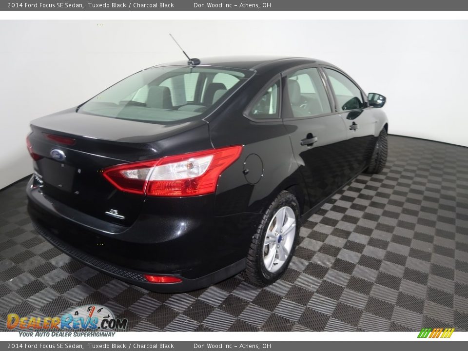 2014 Ford Focus SE Sedan Tuxedo Black / Charcoal Black Photo #11