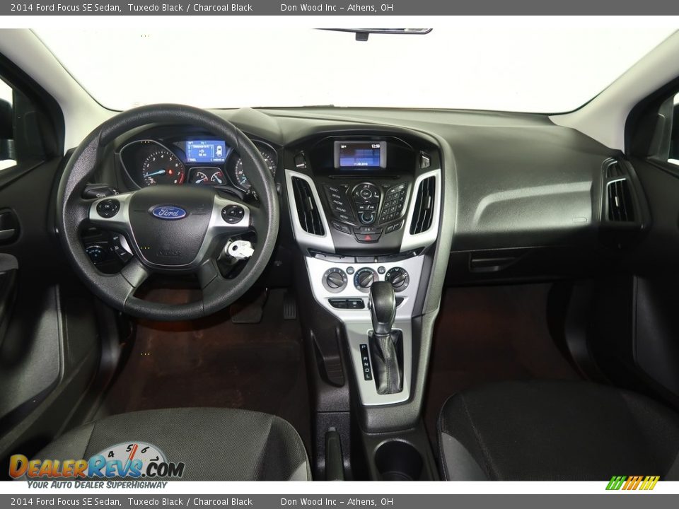 2014 Ford Focus SE Sedan Tuxedo Black / Charcoal Black Photo #15