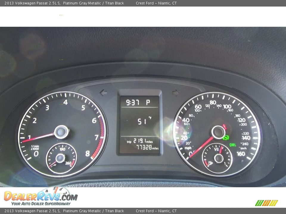 2013 Volkswagen Passat 2.5L S Platinum Gray Metallic / Titan Black Photo #13