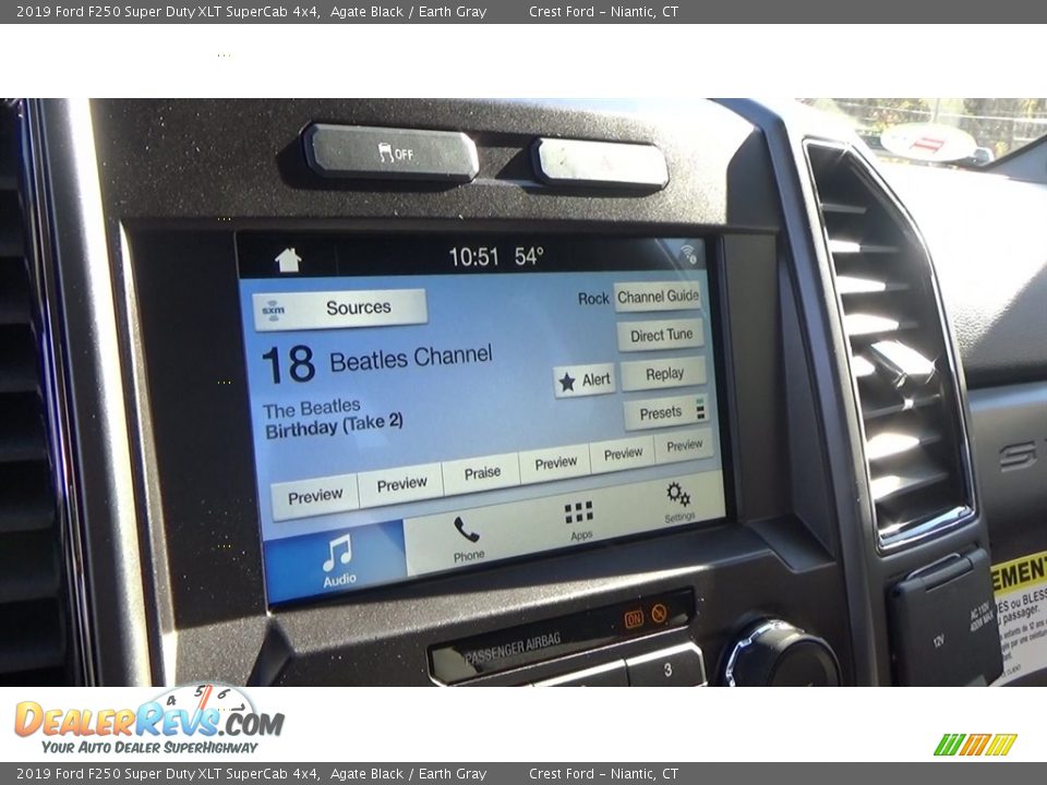 Controls of 2019 Ford F250 Super Duty XLT SuperCab 4x4 Photo #14