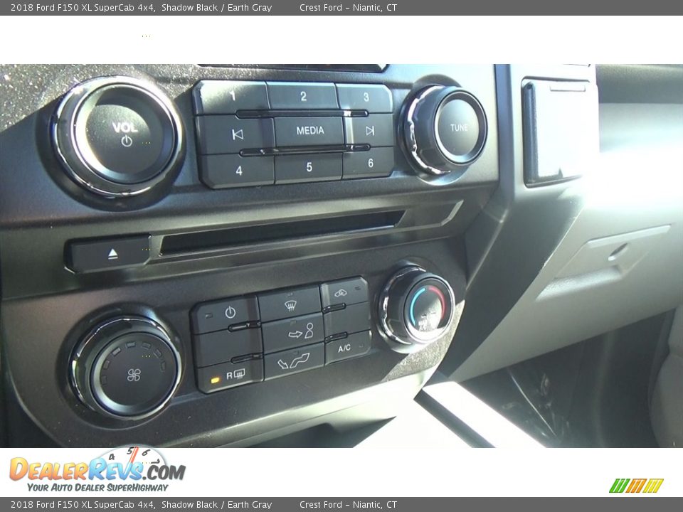 2018 Ford F150 XL SuperCab 4x4 Shadow Black / Earth Gray Photo #15