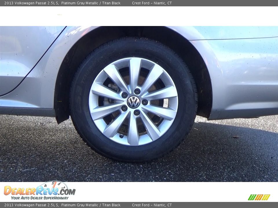 2013 Volkswagen Passat 2.5L S Platinum Gray Metallic / Titan Black Photo #19