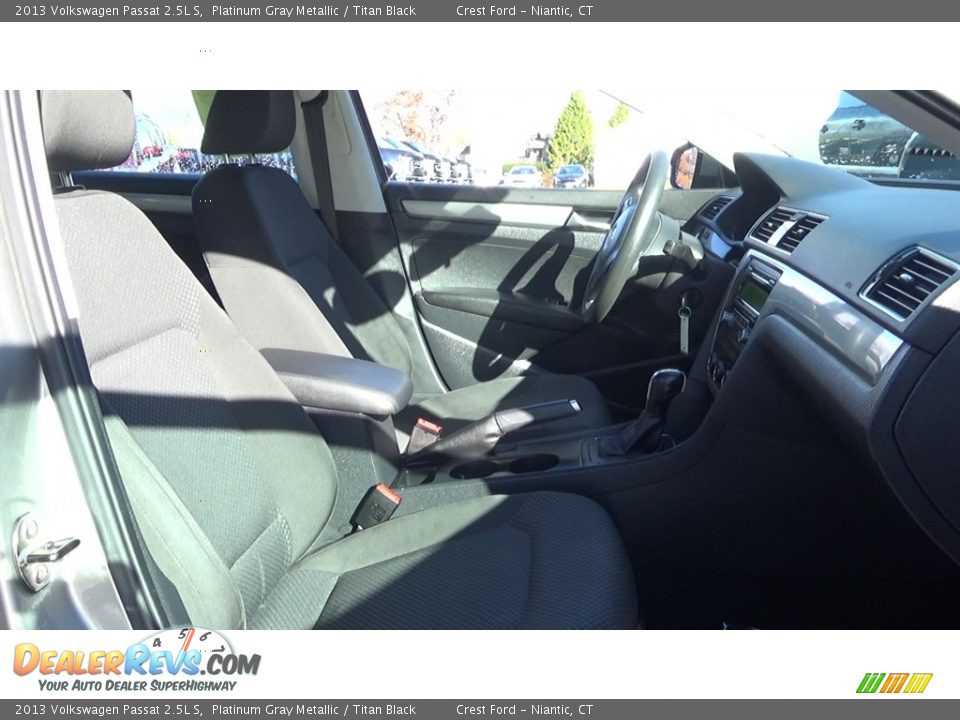 2013 Volkswagen Passat 2.5L S Platinum Gray Metallic / Titan Black Photo #23