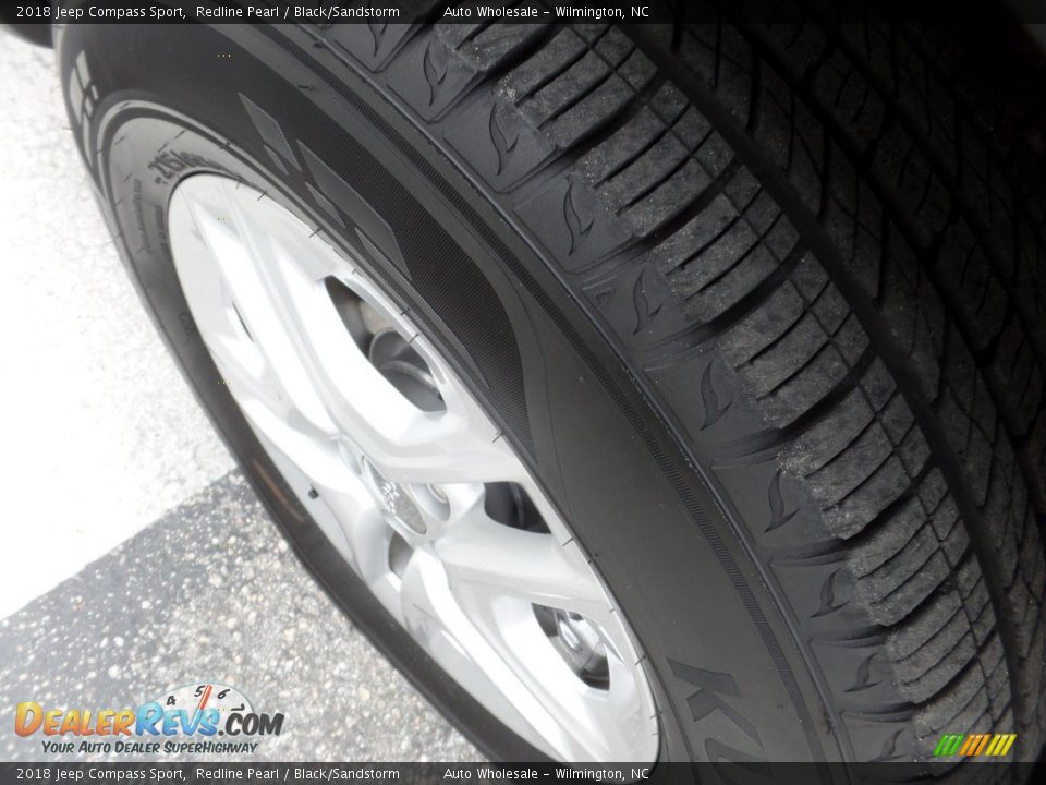 2018 Jeep Compass Sport Redline Pearl / Black/Sandstorm Photo #8