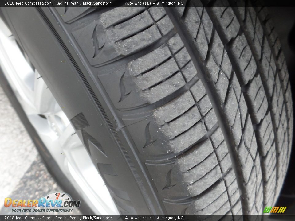 2018 Jeep Compass Sport Redline Pearl / Black/Sandstorm Photo #9