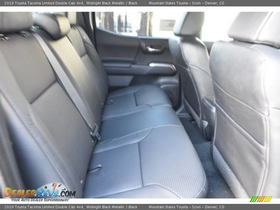 2019 Toyota Tacoma Limited Double Cab 4x4 Midnight Black Metallic / Black Photo #18
