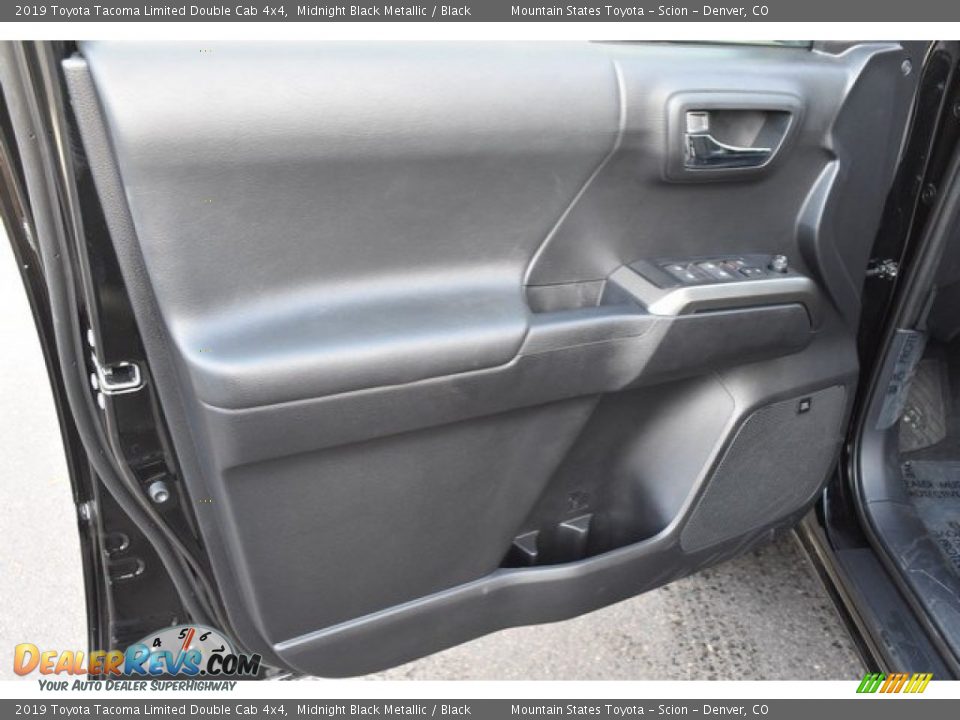 2019 Toyota Tacoma Limited Double Cab 4x4 Midnight Black Metallic / Black Photo #20