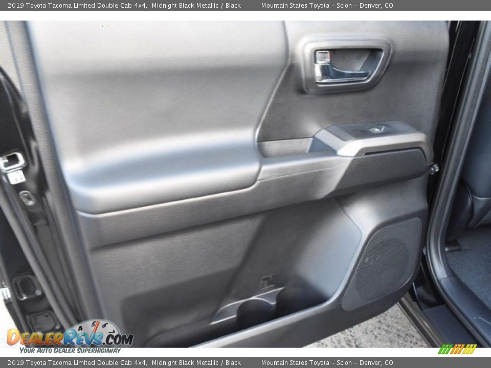 2019 Toyota Tacoma Limited Double Cab 4x4 Midnight Black Metallic / Black Photo #21