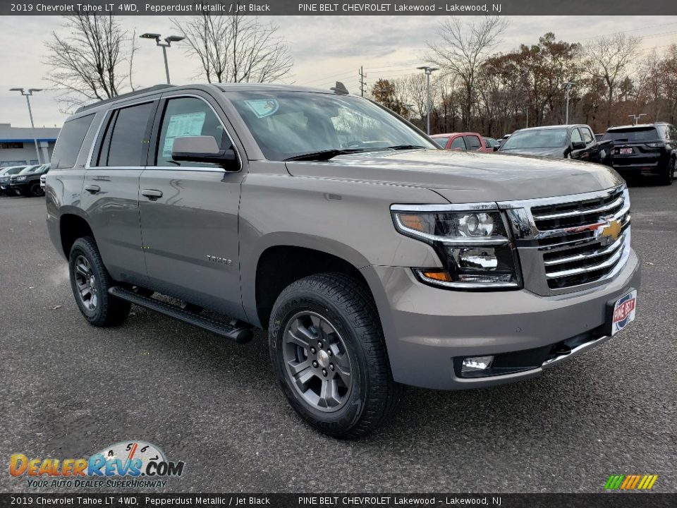 2019 Chevrolet Tahoe LT 4WD Pepperdust Metallic / Jet Black Photo #1