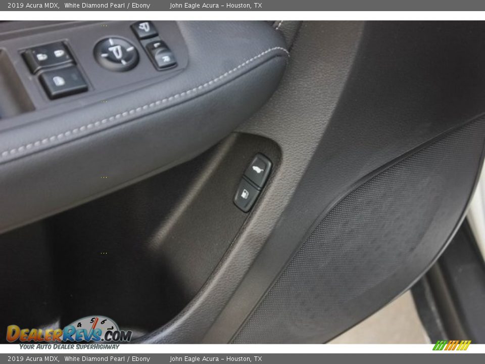 2019 Acura MDX White Diamond Pearl / Ebony Photo #17