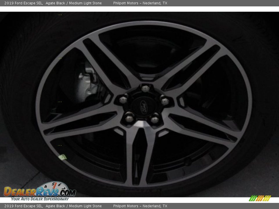 2019 Ford Escape SEL Agate Black / Medium Light Stone Photo #5