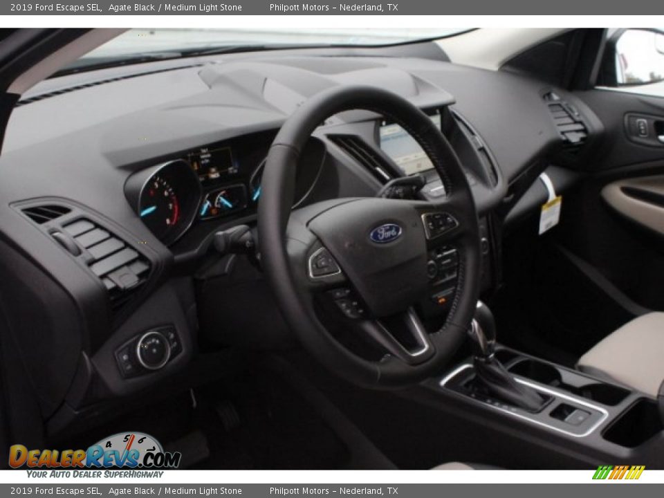 2019 Ford Escape SEL Agate Black / Medium Light Stone Photo #13