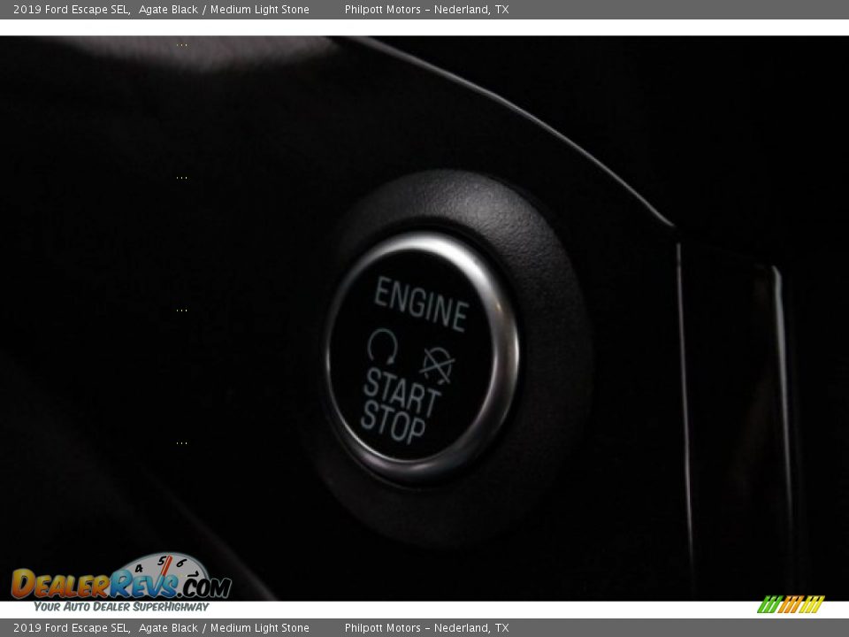 2019 Ford Escape SEL Agate Black / Medium Light Stone Photo #17
