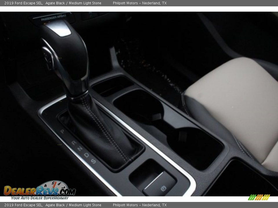 2019 Ford Escape SEL Agate Black / Medium Light Stone Photo #18
