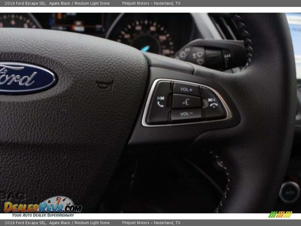 2019 Ford Escape SEL Agate Black / Medium Light Stone Photo #20