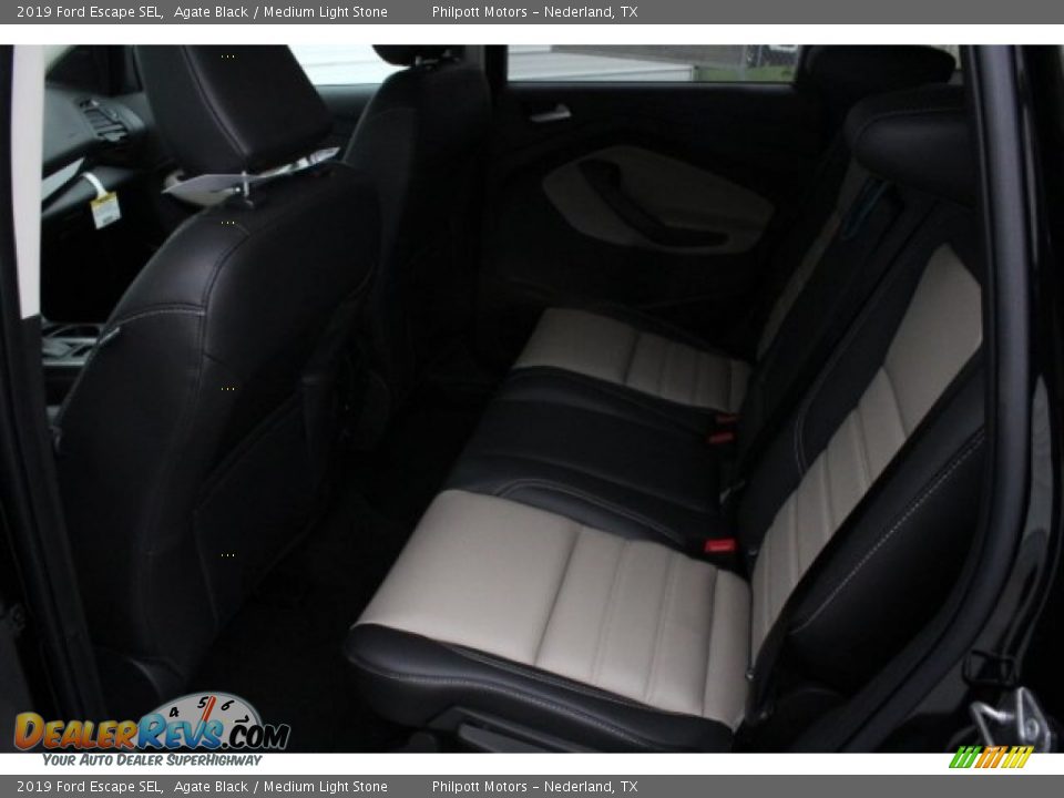 2019 Ford Escape SEL Agate Black / Medium Light Stone Photo #24