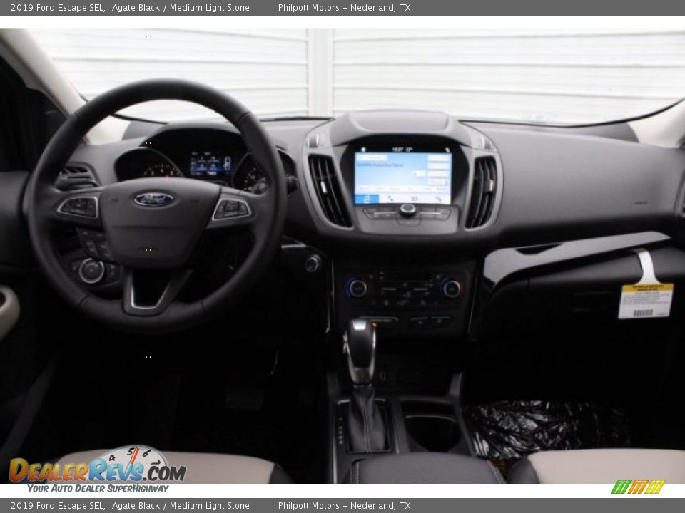 2019 Ford Escape SEL Agate Black / Medium Light Stone Photo #25
