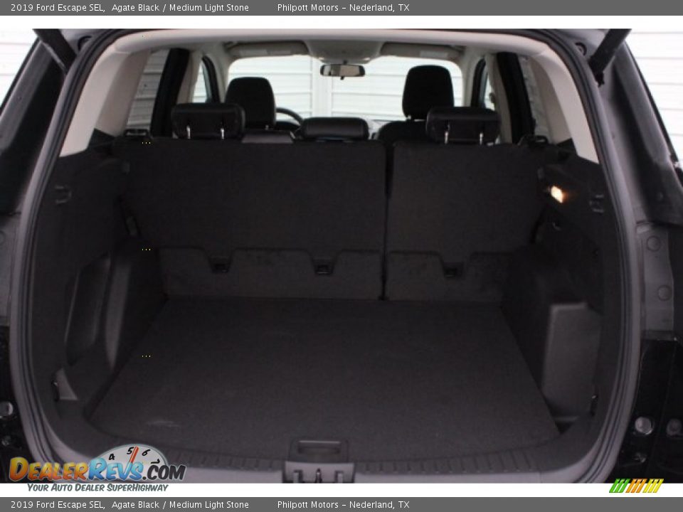 2019 Ford Escape SEL Agate Black / Medium Light Stone Photo #27