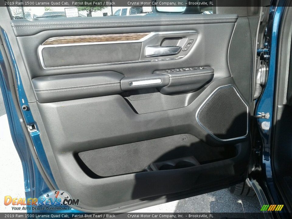 Door Panel of 2019 Ram 1500 Laramie Quad Cab Photo #17