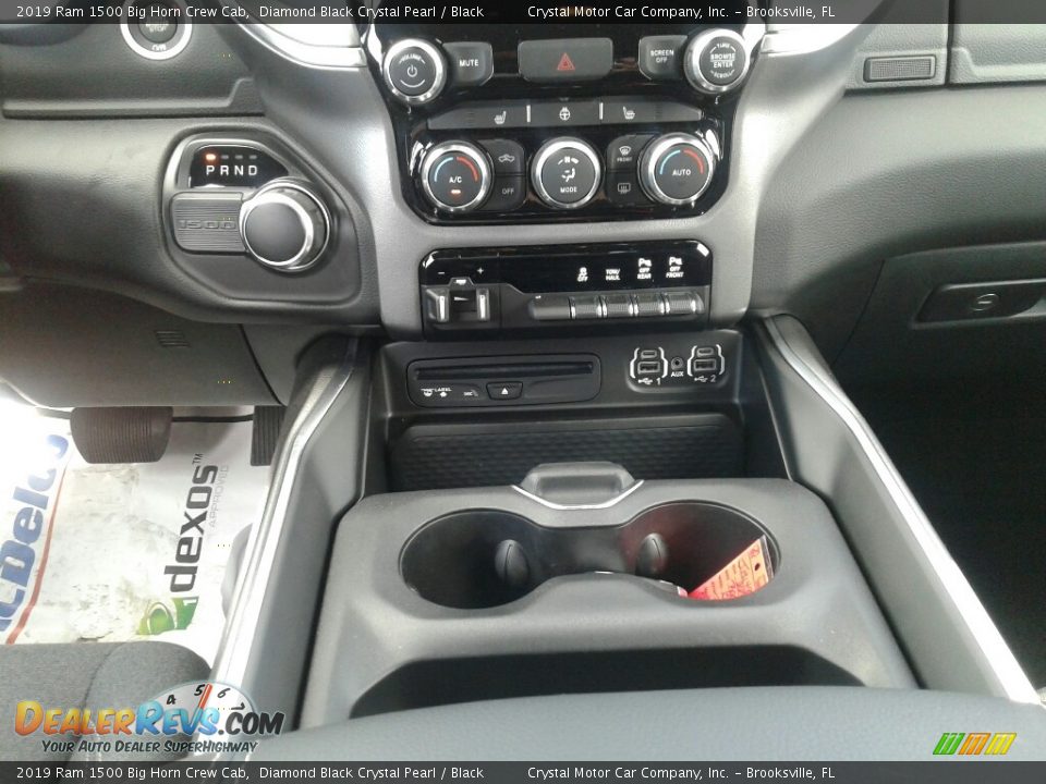 2019 Ram 1500 Big Horn Crew Cab Diamond Black Crystal Pearl / Black Photo #16