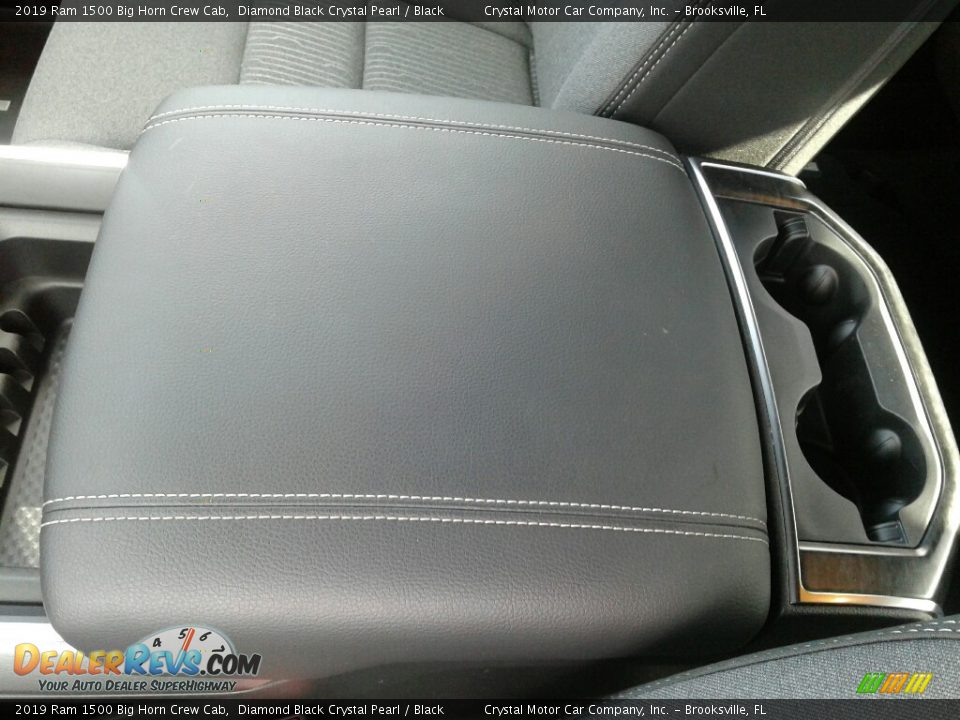 2019 Ram 1500 Big Horn Crew Cab Diamond Black Crystal Pearl / Black Photo #18