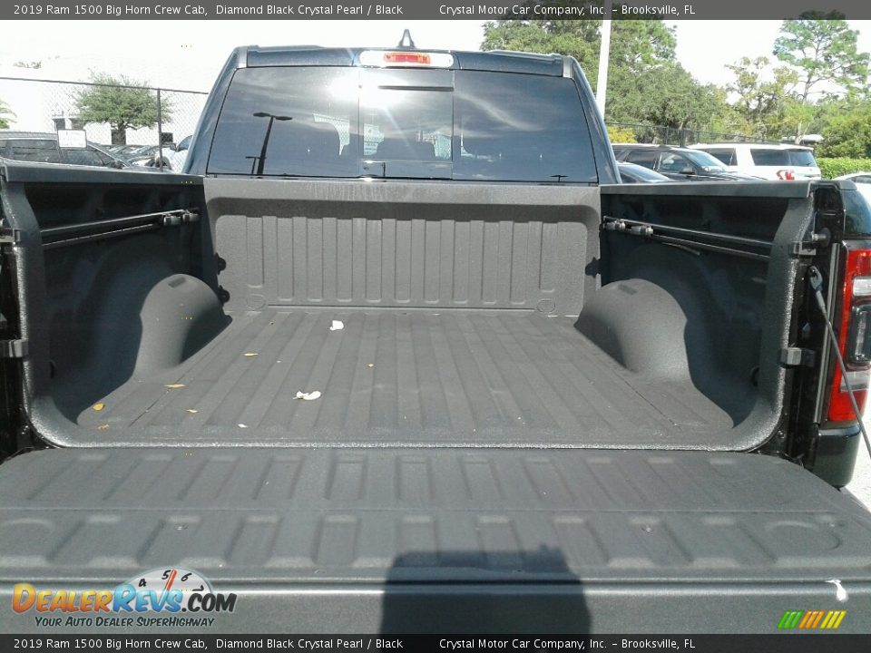 2019 Ram 1500 Big Horn Crew Cab Diamond Black Crystal Pearl / Black Photo #19