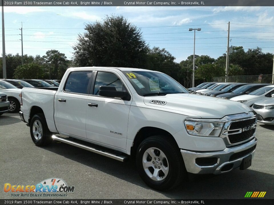 2019 Ram 1500 Tradesman Crew Cab 4x4 Bright White / Black Photo #7