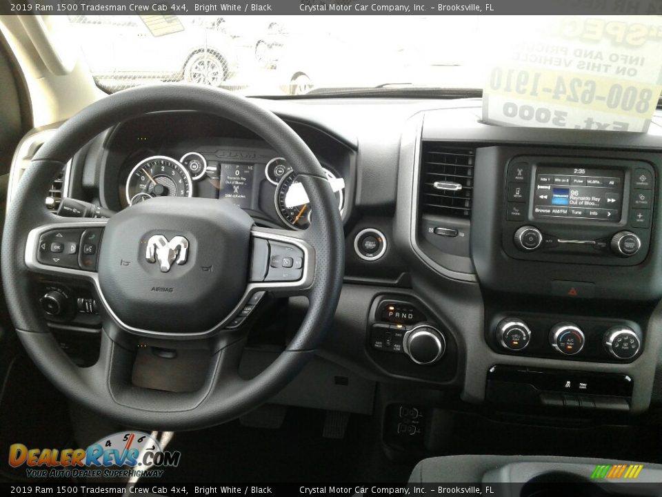 2019 Ram 1500 Tradesman Crew Cab 4x4 Bright White / Black Photo #13
