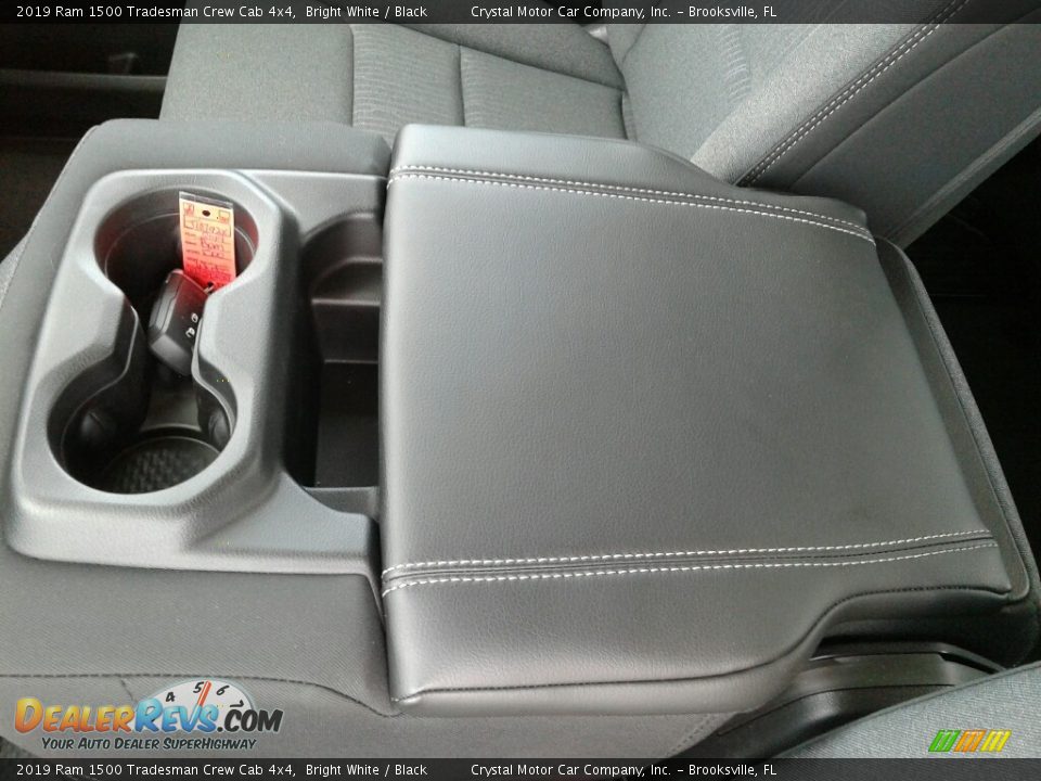 2019 Ram 1500 Tradesman Crew Cab 4x4 Bright White / Black Photo #18