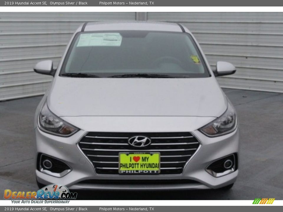 2019 Hyundai Accent SE Olympus Silver / Black Photo #2
