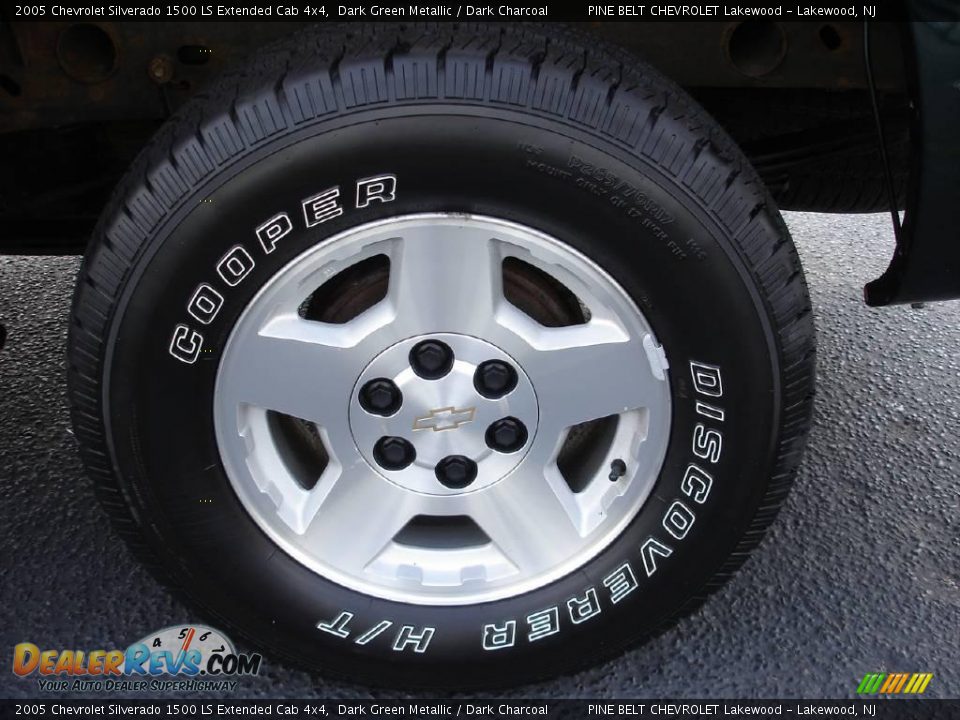2005 Chevrolet Silverado 1500 LS Extended Cab 4x4 Dark Green Metallic / Dark Charcoal Photo #6